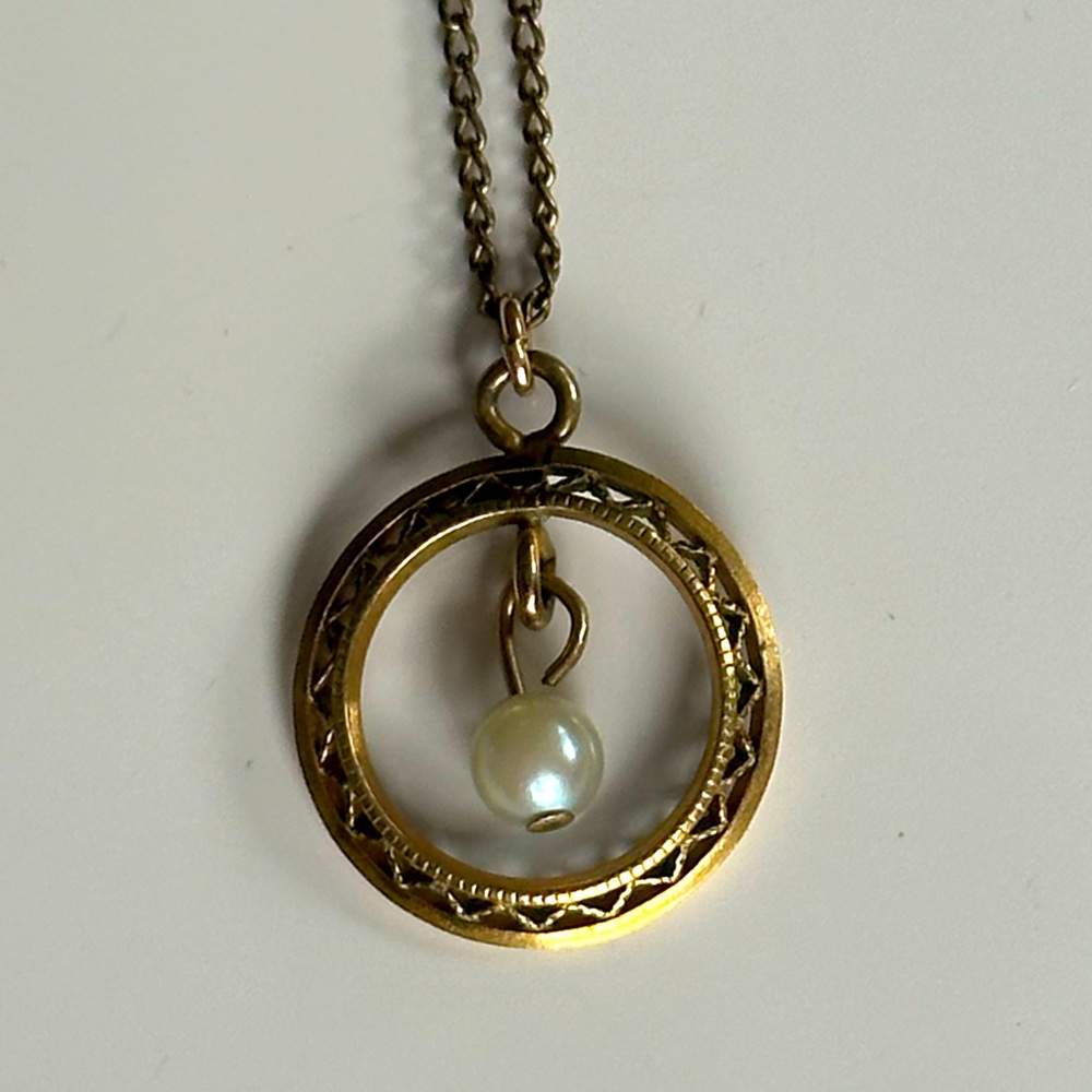 LIKE NEW gold necklace bundle